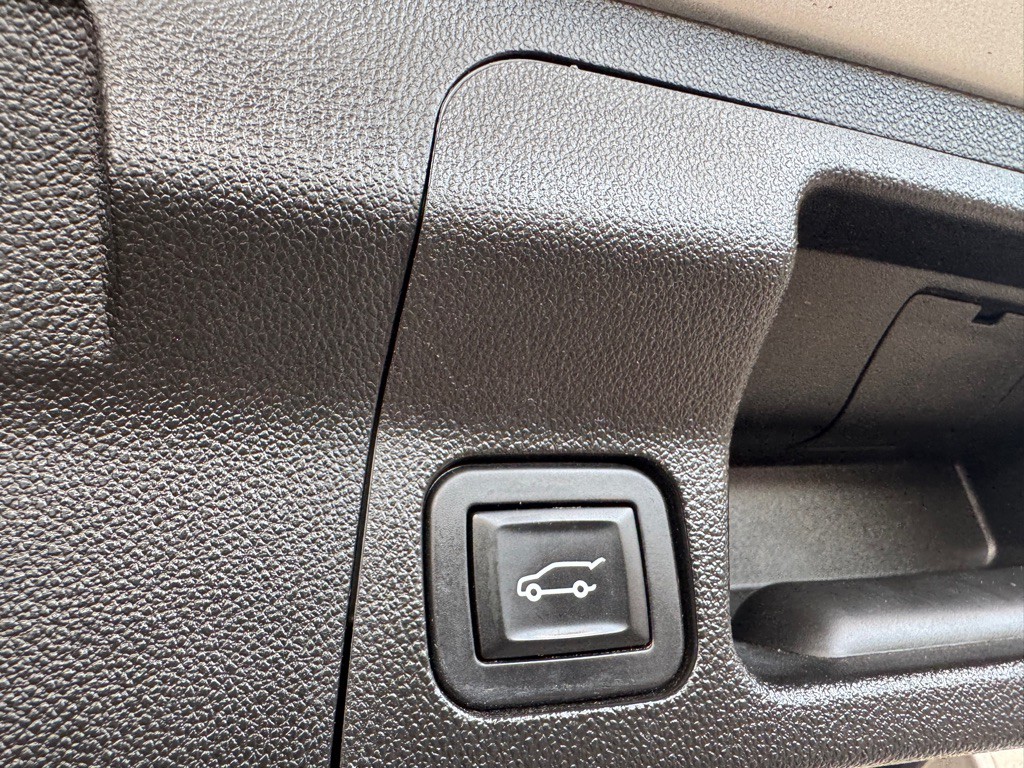 2018 GMC Acadia Image 22