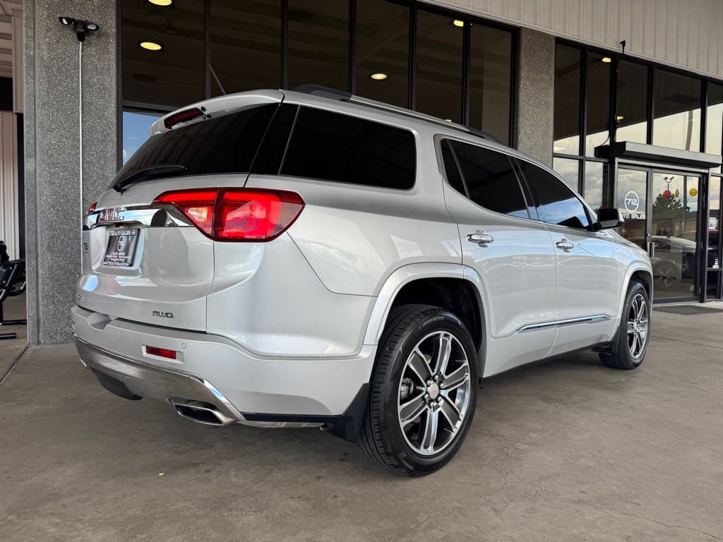 2018 GMC Acadia Image 42