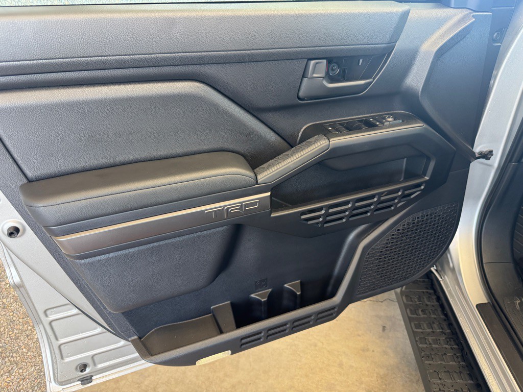 2025 Toyota 4Runner Image 6