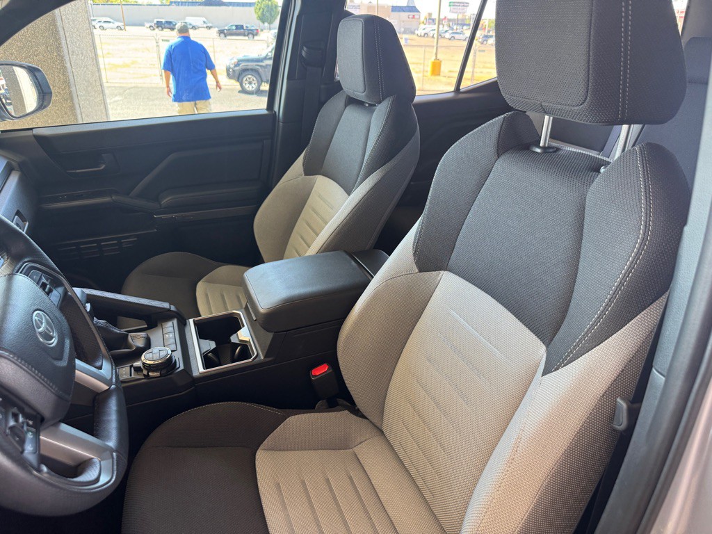 2025 Toyota 4Runner Image 8