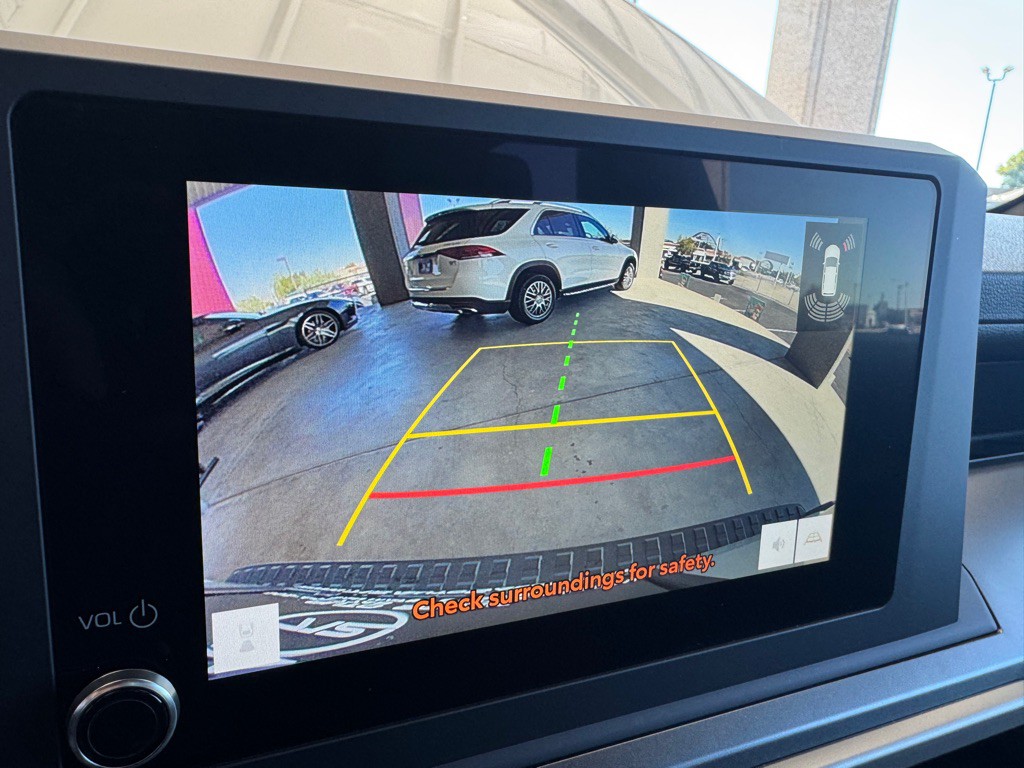 2025 Toyota 4Runner Image 15