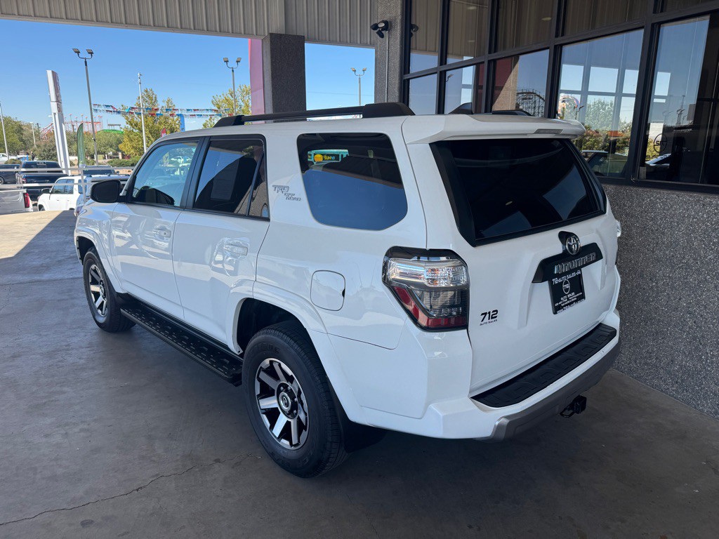 2023 Toyota 4Runner Image 34