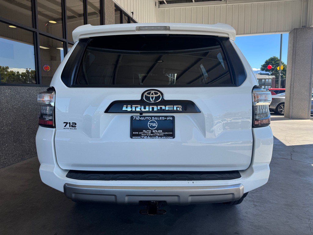 2023 Toyota 4Runner Image 38