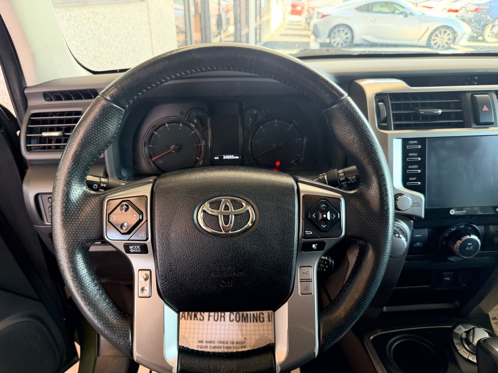 2022 Toyota 4Runner Image 9