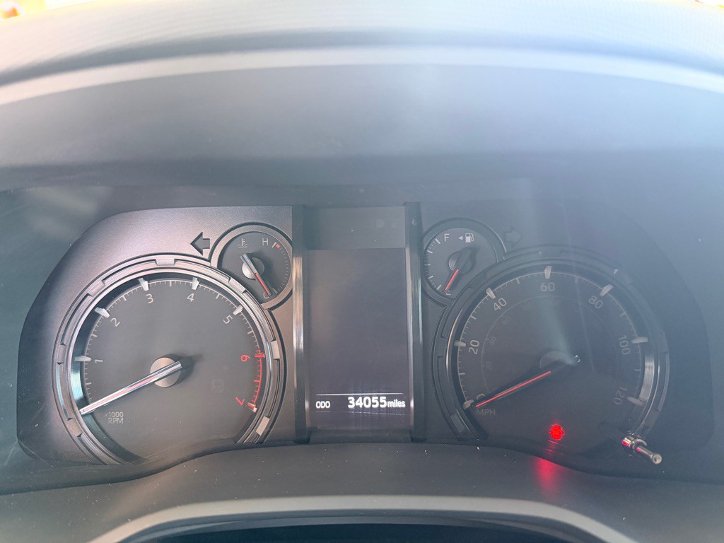 2022 Toyota 4Runner Image 10