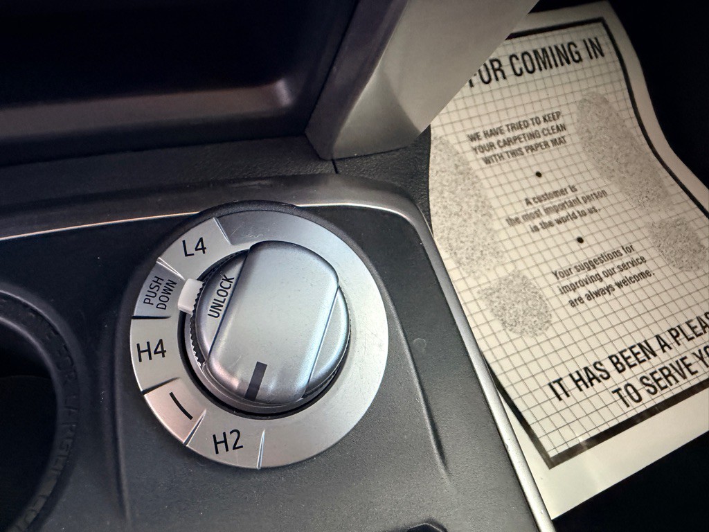 2022 Toyota 4Runner Image 12