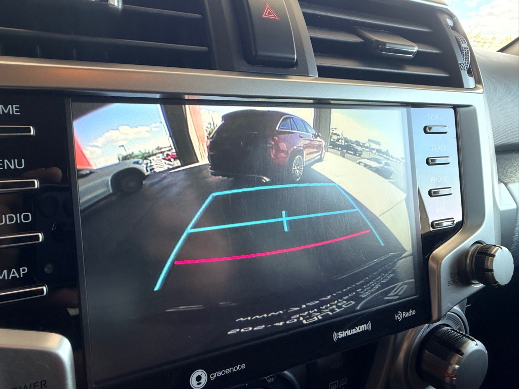 2022 Toyota 4Runner Image 15