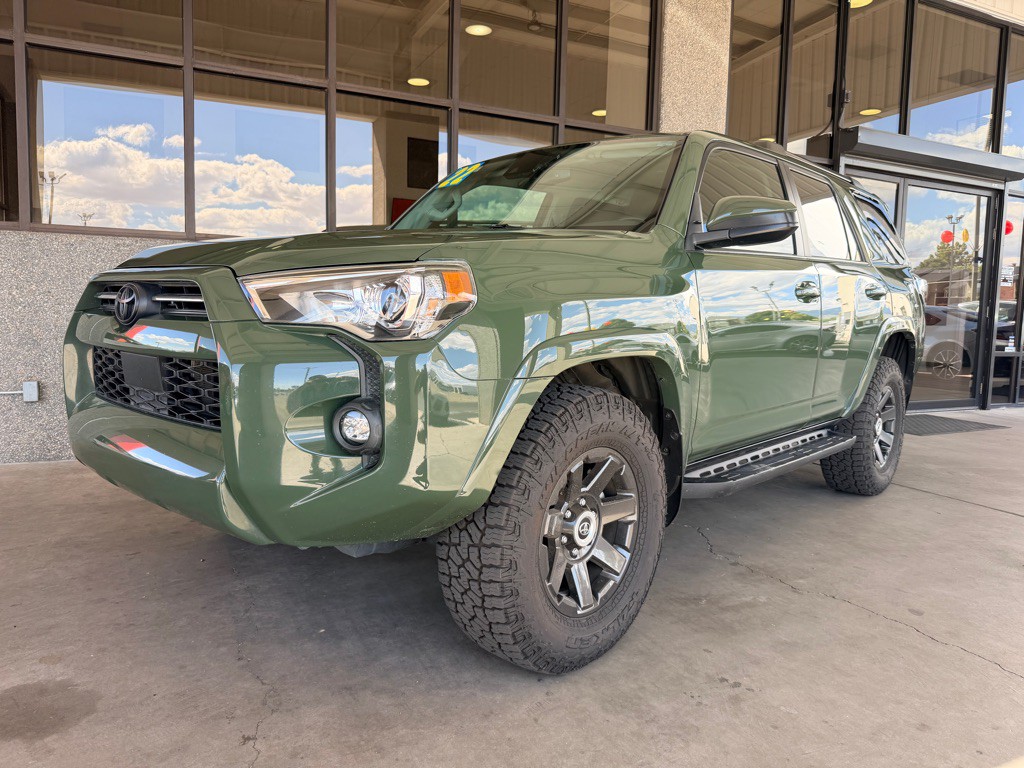 2022 Toyota 4Runner Image 26