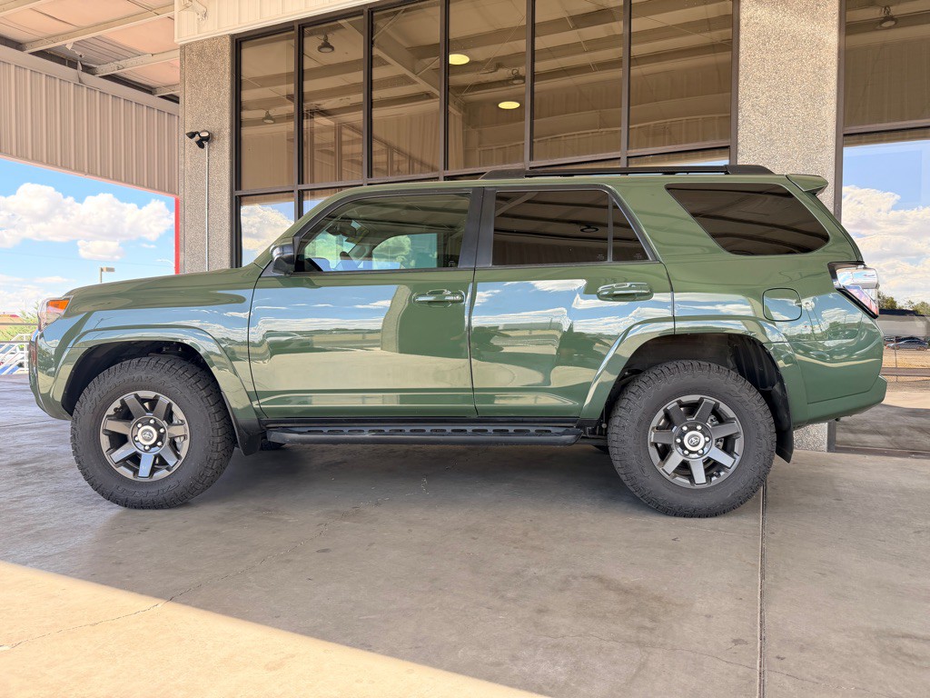 2022 Toyota 4Runner Image 28