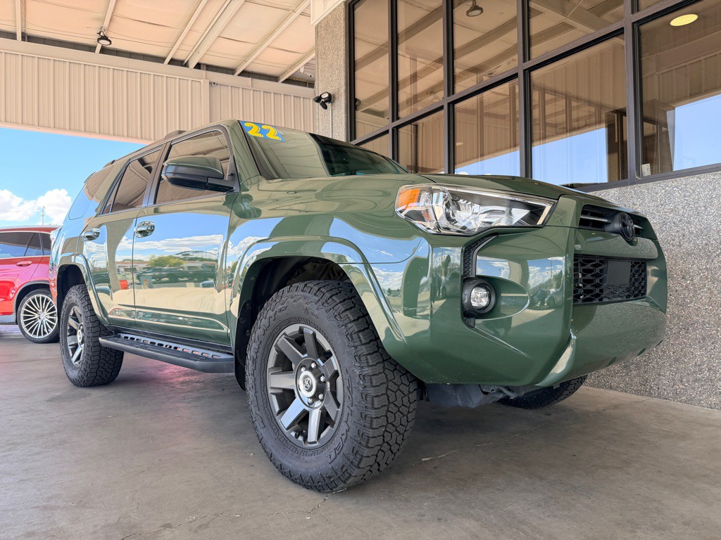 2022 Toyota 4Runner Image 38