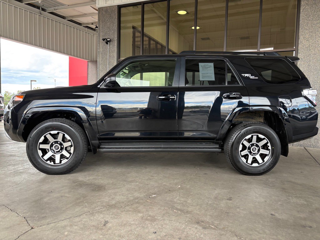 2024 Toyota 4Runner Image 28