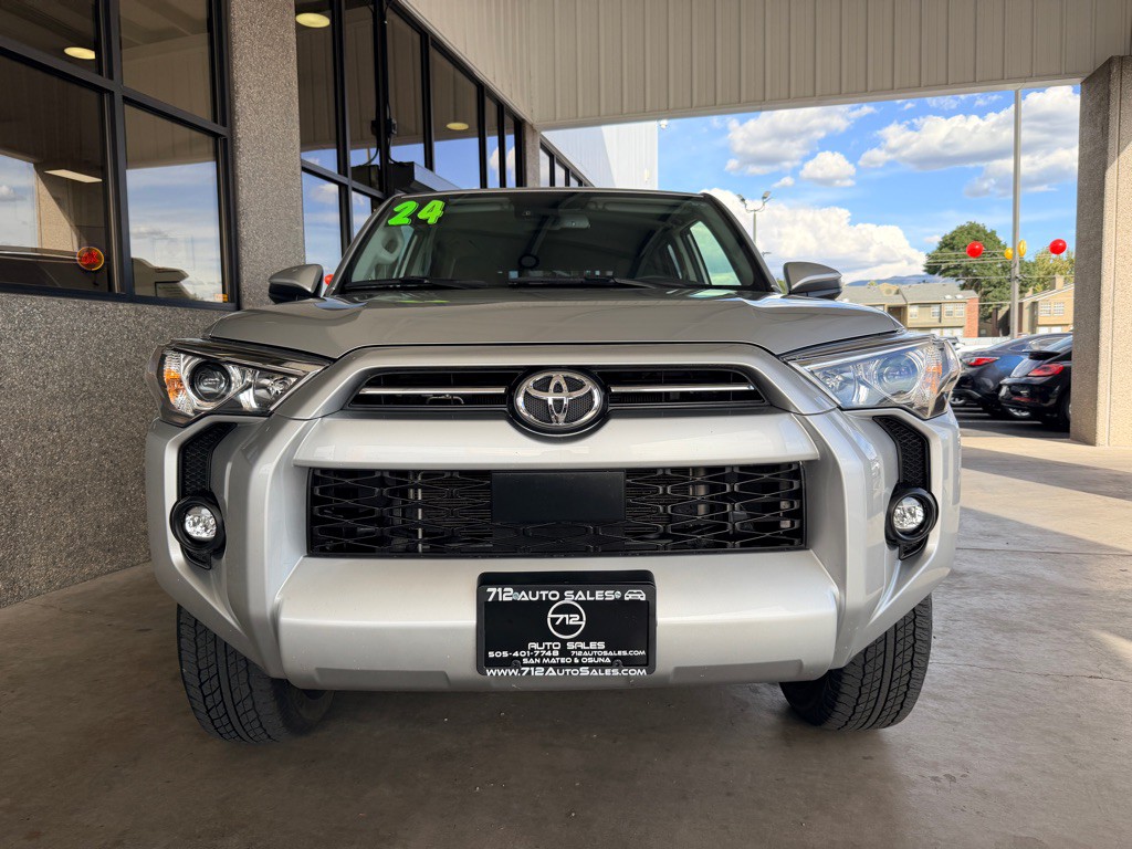 2024 Toyota 4Runner Image 24