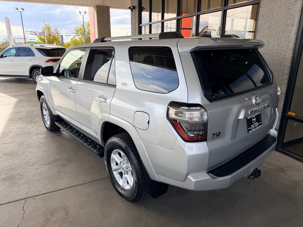 2024 Toyota 4Runner Image 29