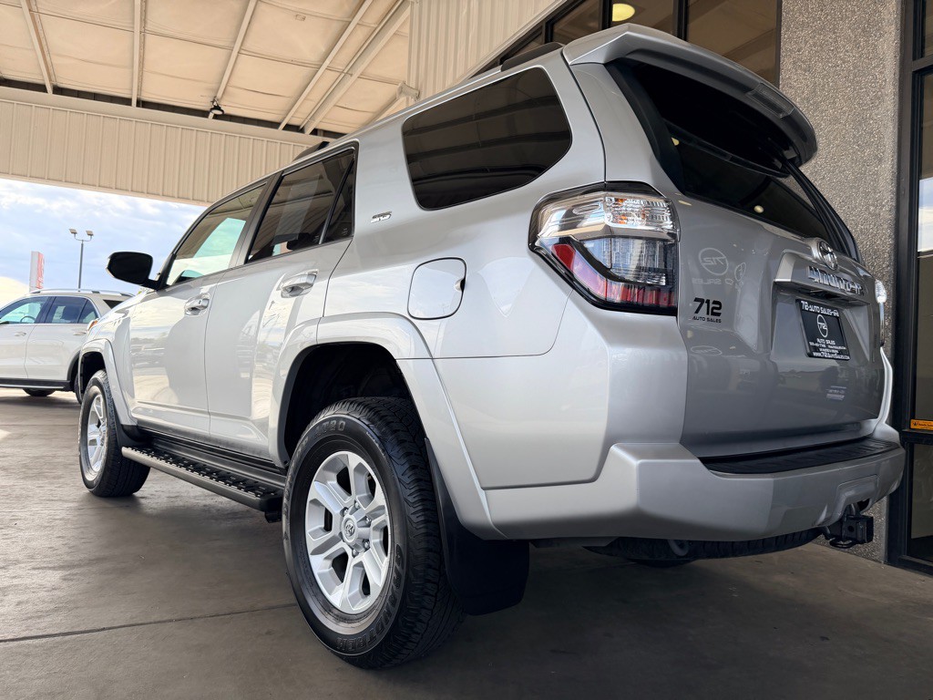 2024 Toyota 4Runner Image 30