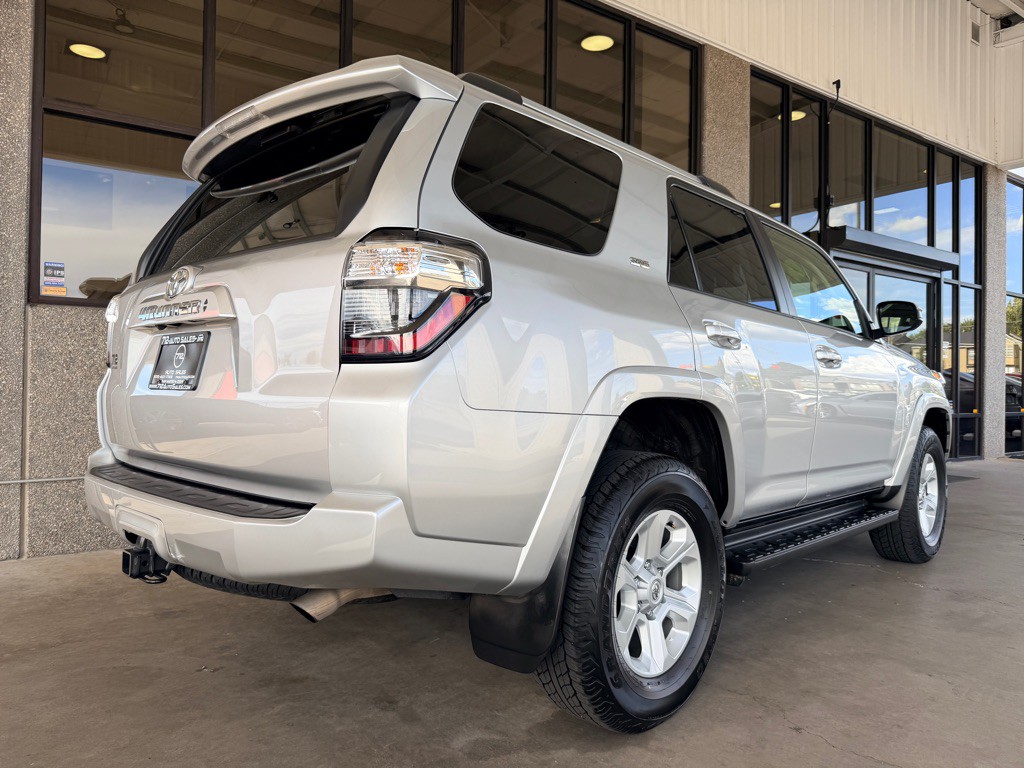2024 Toyota 4Runner Image 35