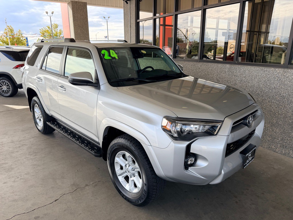 2024 Toyota 4Runner Image 38