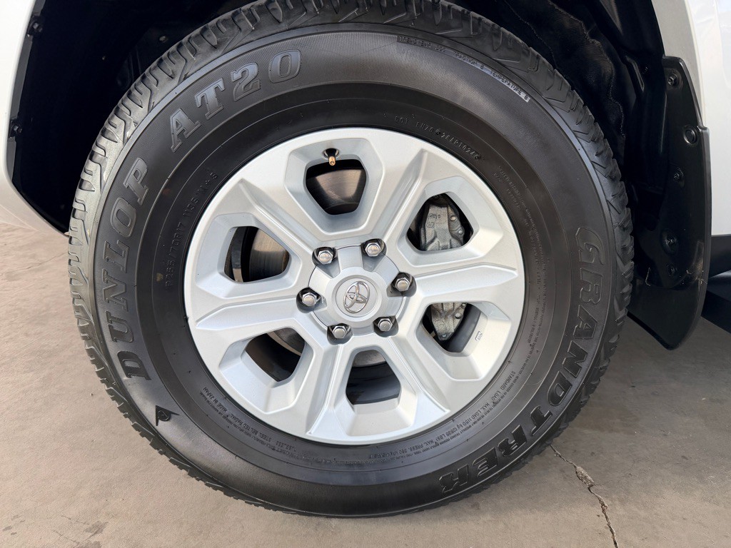 2024 Toyota 4Runner Image 41