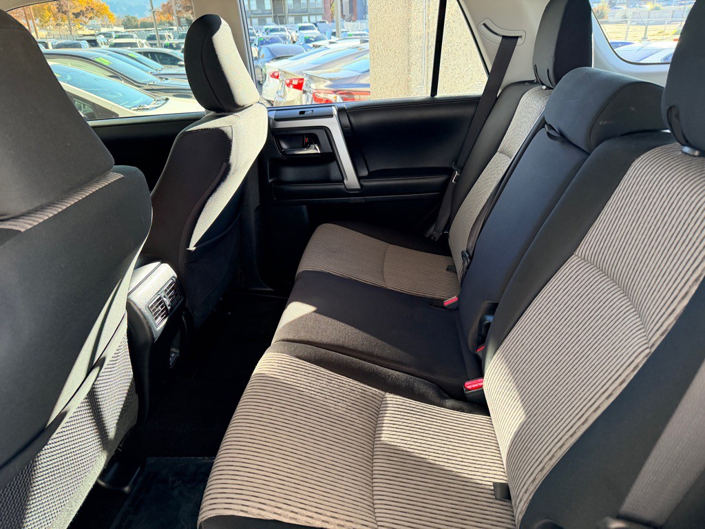 2024 Toyota 4Runner Image 16