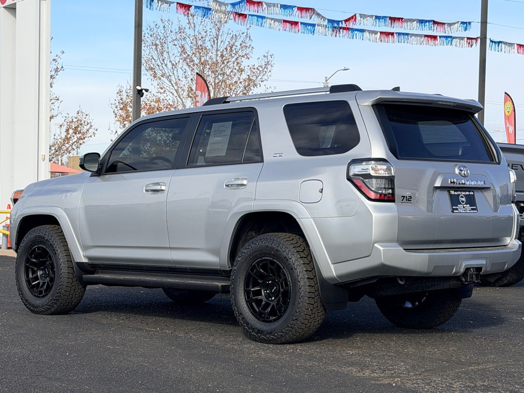 2024 Toyota 4Runner Image 30