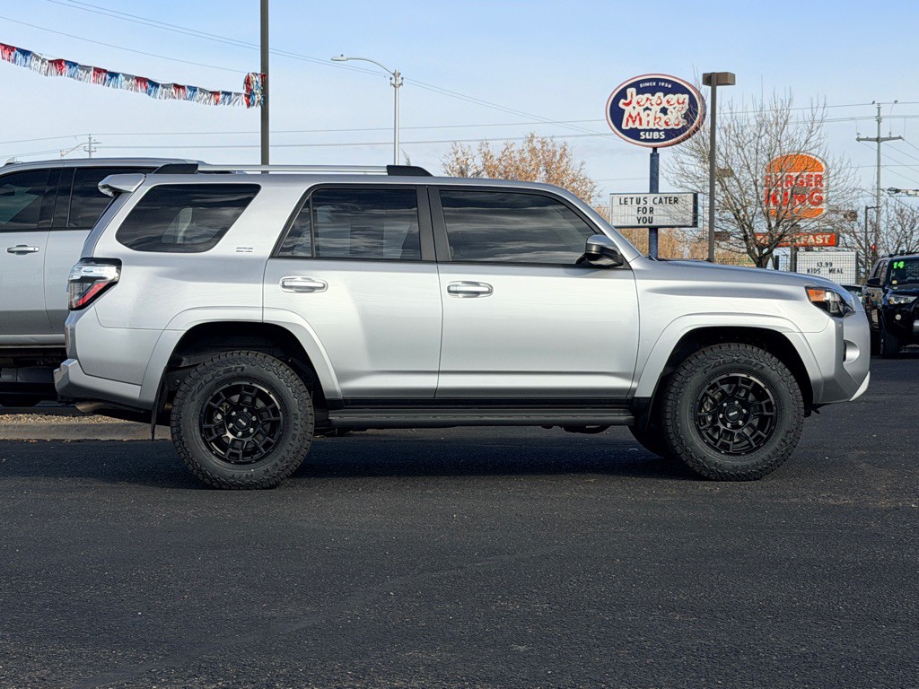 2024 Toyota 4Runner Image 35