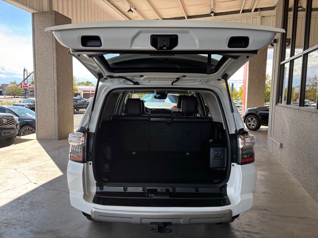 2024 Toyota 4Runner Image 27