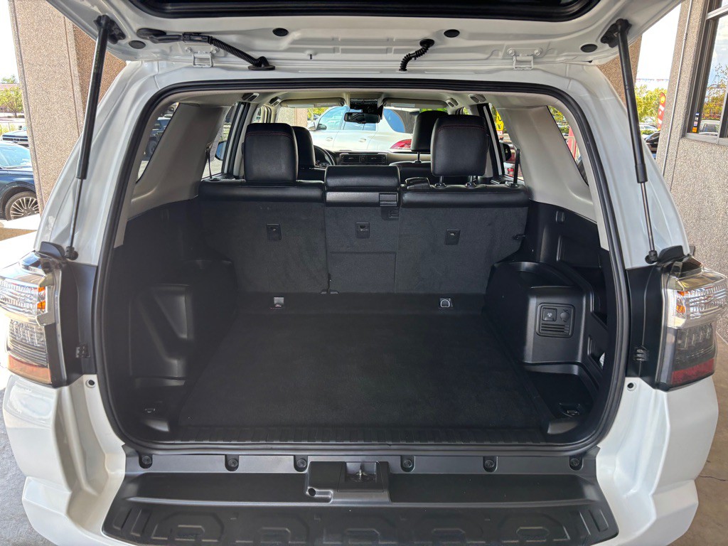 2024 Toyota 4Runner Image 28