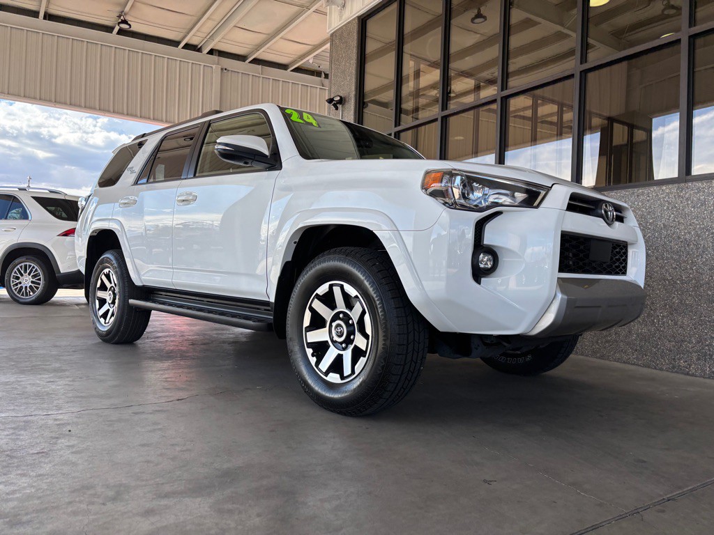 2024 Toyota 4Runner Image 37