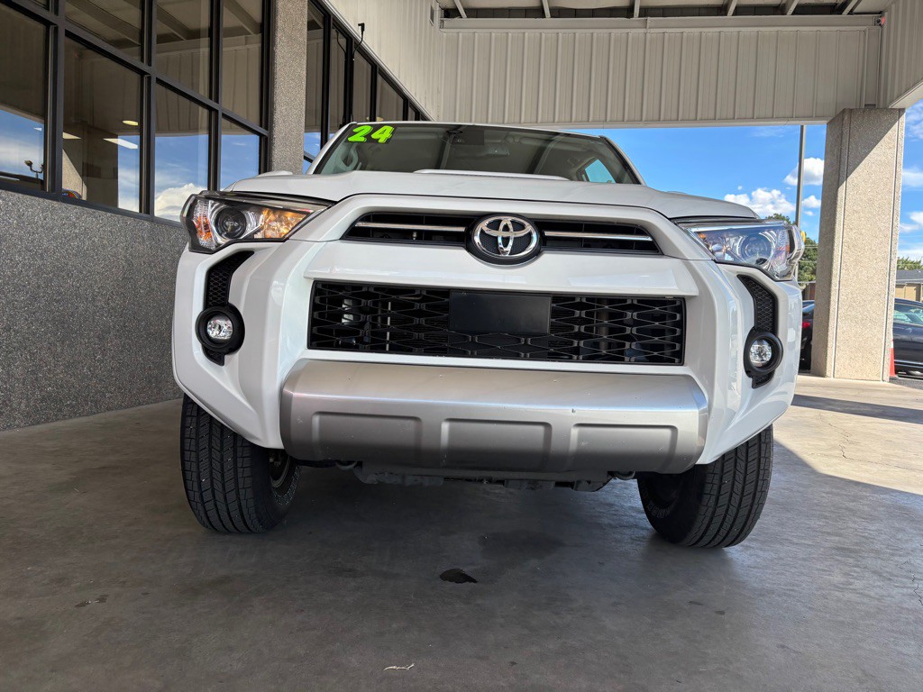 2024 Toyota 4Runner Image 50