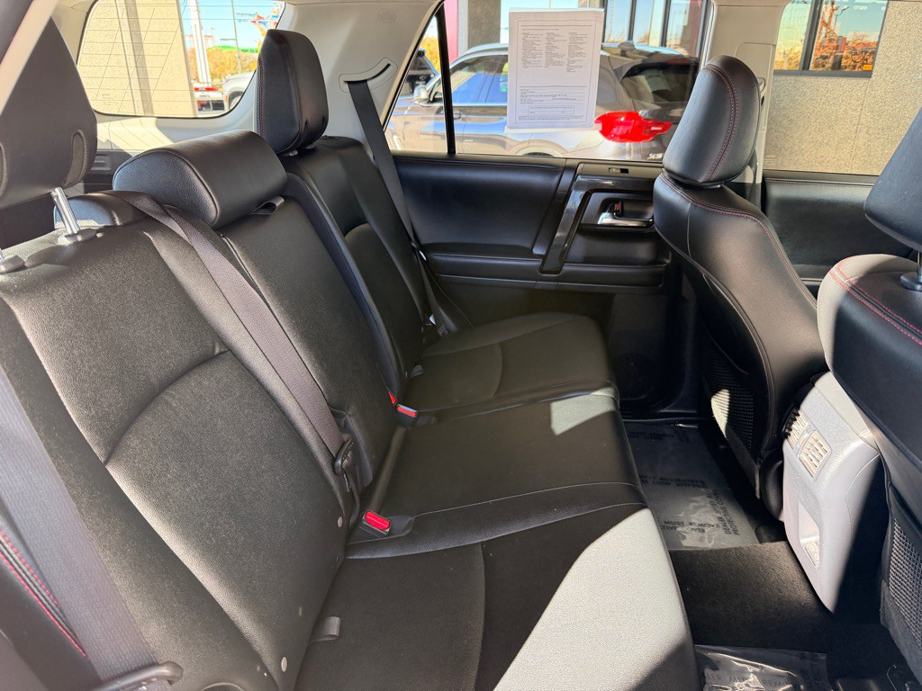 2024 Toyota 4Runner Image 21