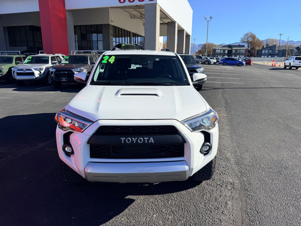 2024 Toyota 4Runner Image 26