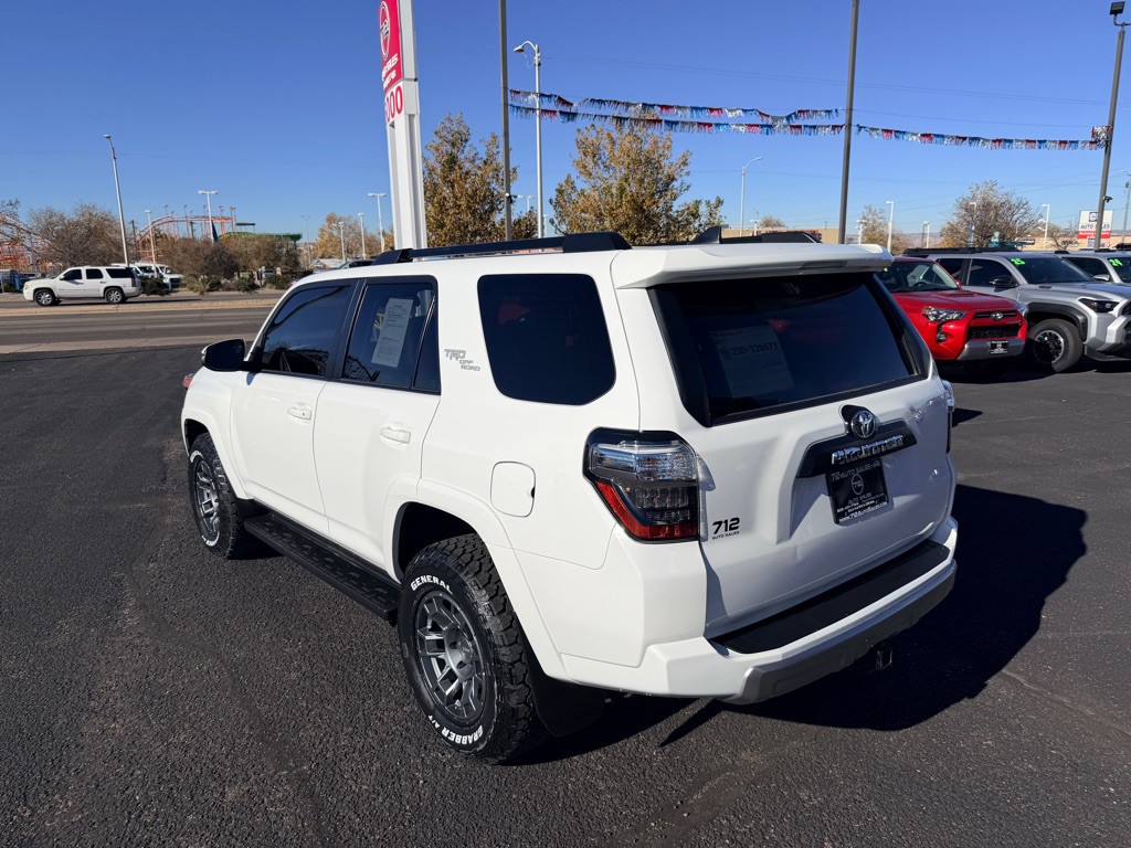 2024 Toyota 4Runner Image 32