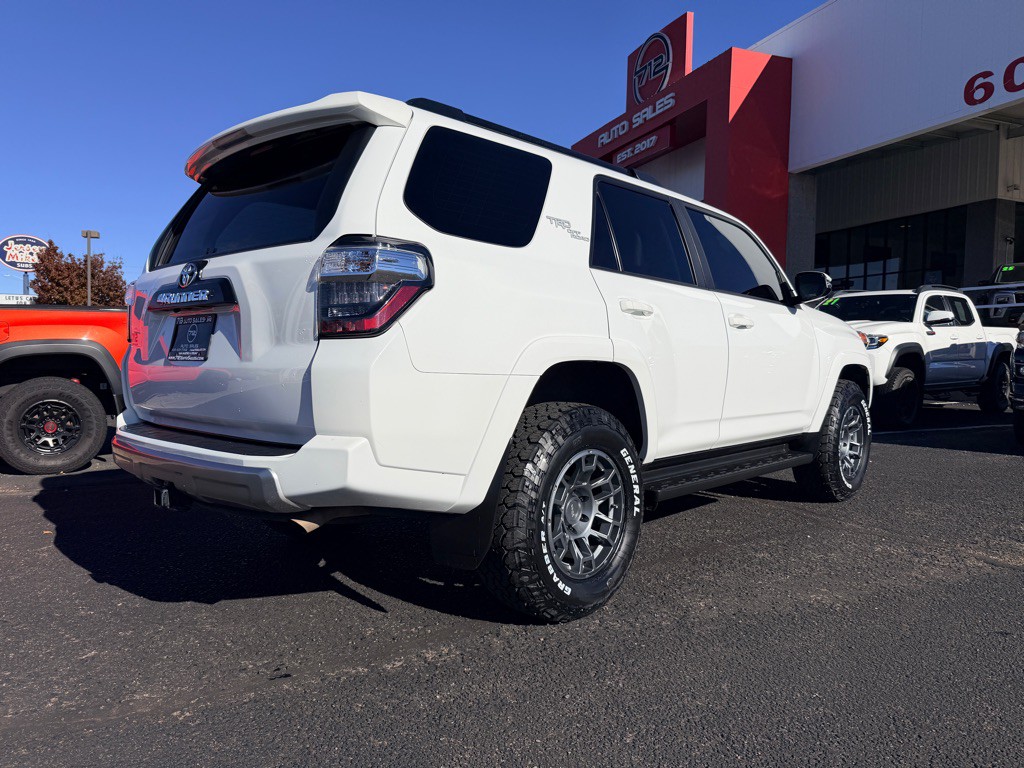 2024 Toyota 4Runner Image 38