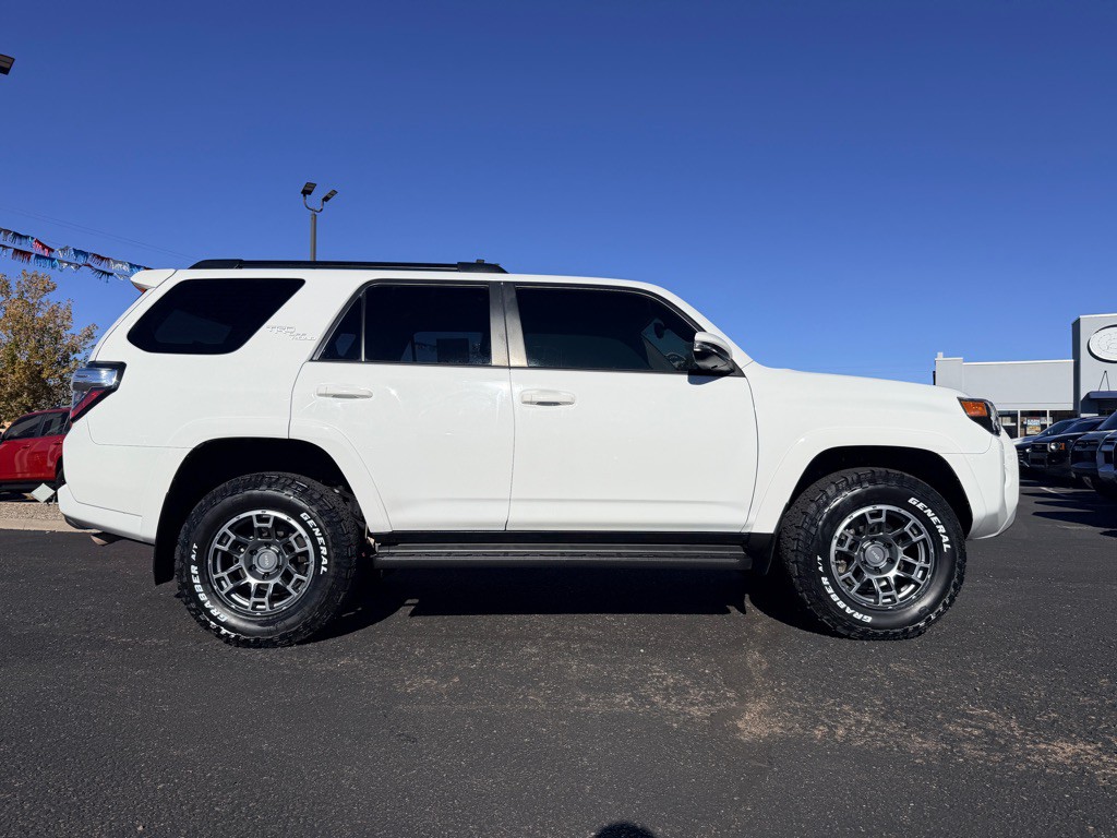 2024 Toyota 4Runner Image 41