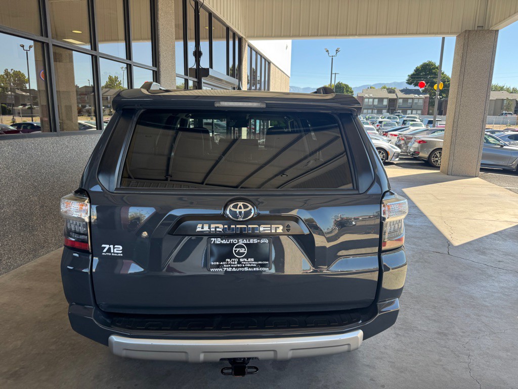 2024 Toyota 4Runner Image 33