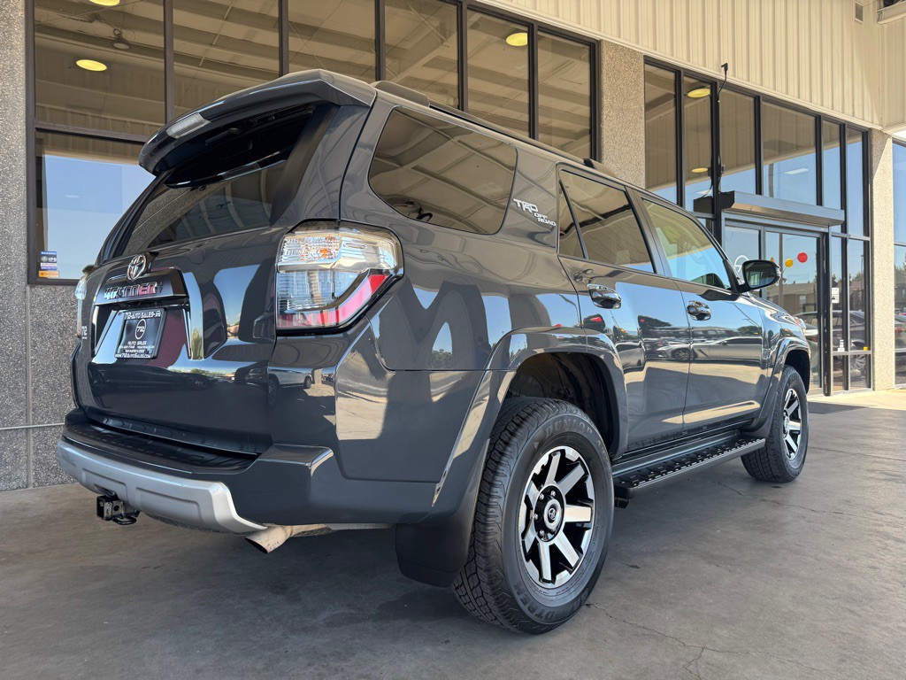 2024 Toyota 4Runner Image 36