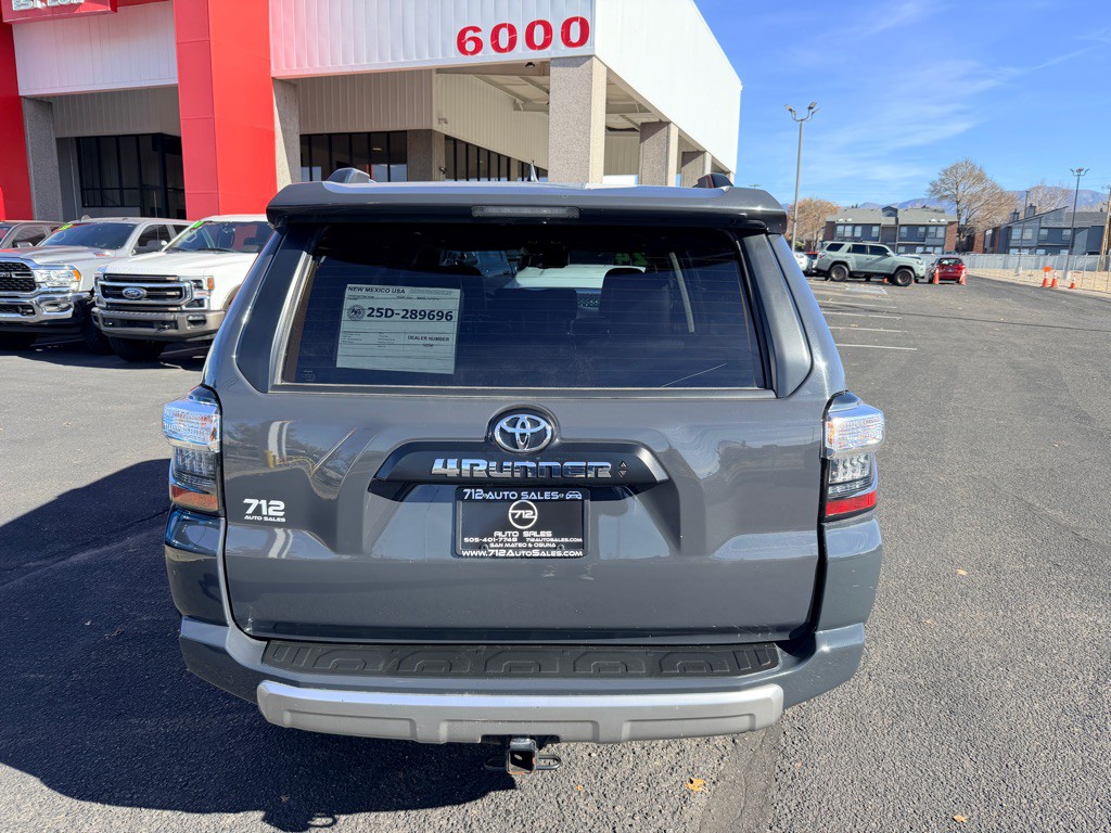 2024 Toyota 4Runner Image 36