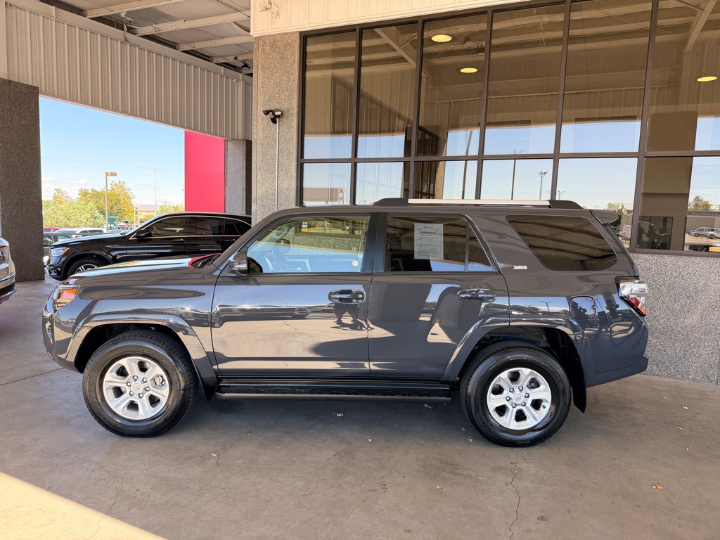 2024 Toyota 4Runner Image 29