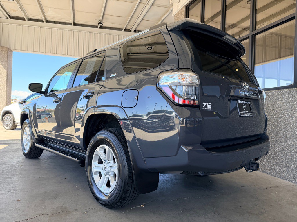 2024 Toyota 4Runner Image 33