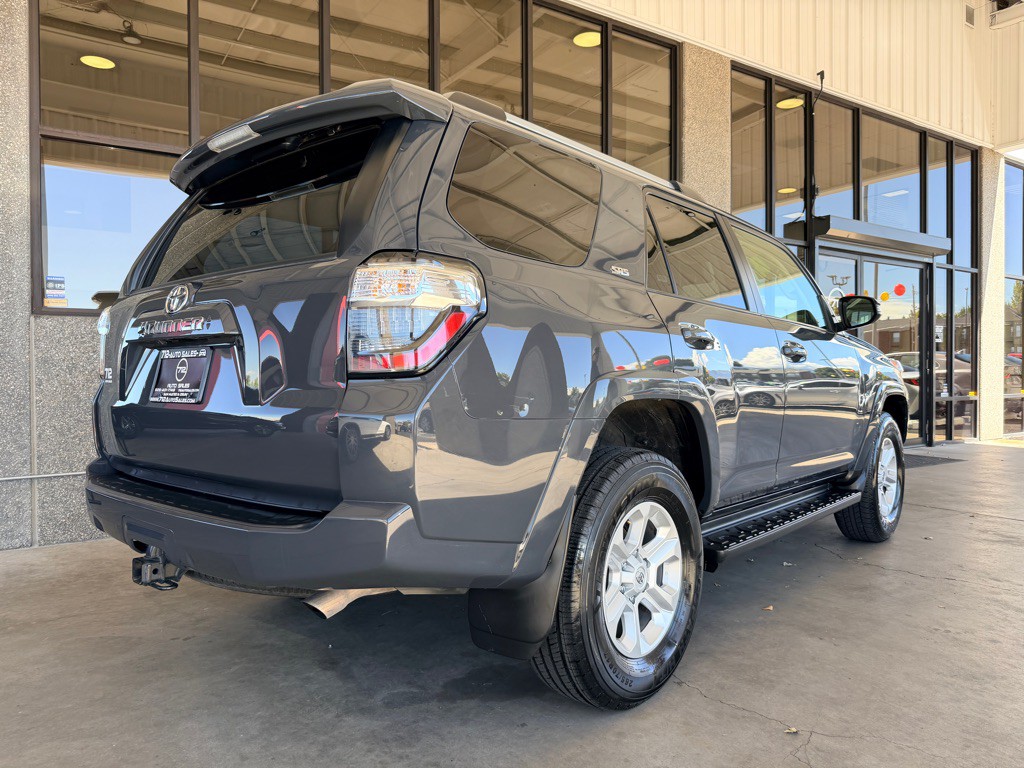 2024 Toyota 4Runner Image 37
