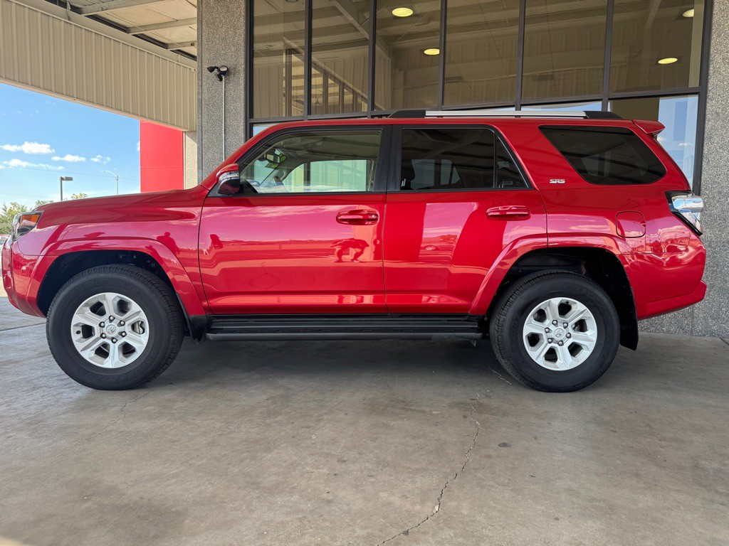 2024 Toyota 4Runner Image 30