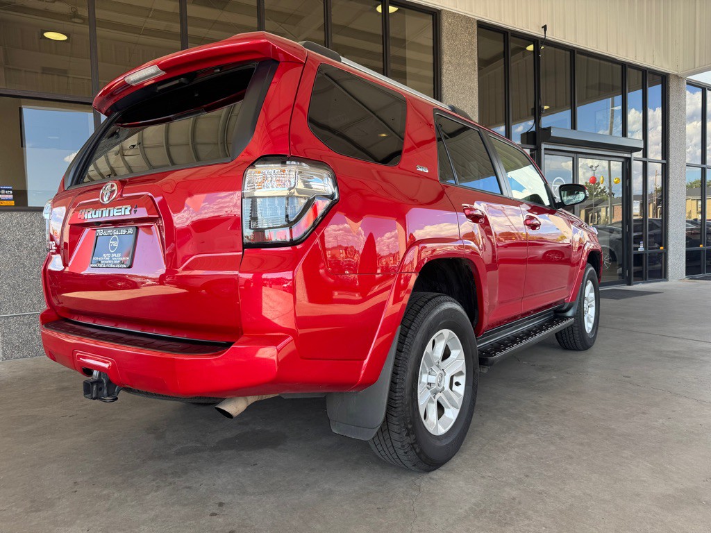2024 Toyota 4Runner Image 38