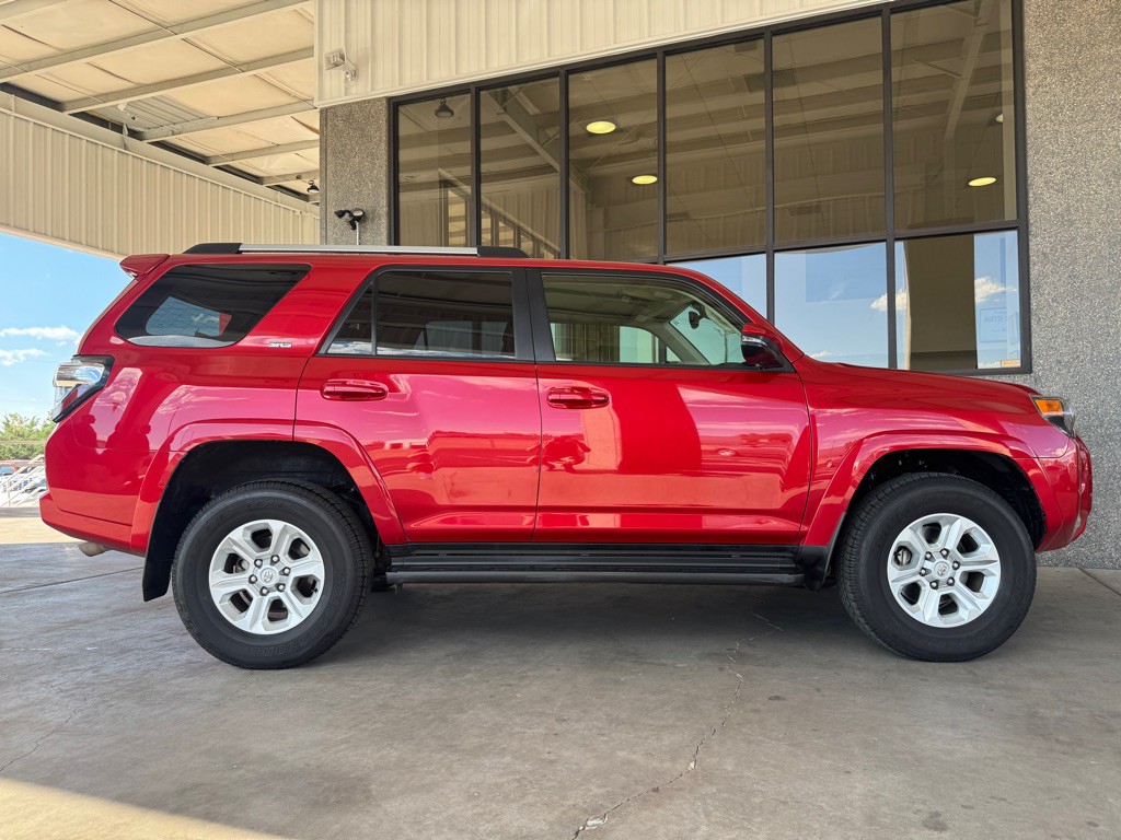 2024 Toyota 4Runner Image 40