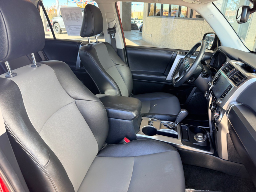 2024 Toyota 4Runner Image 23