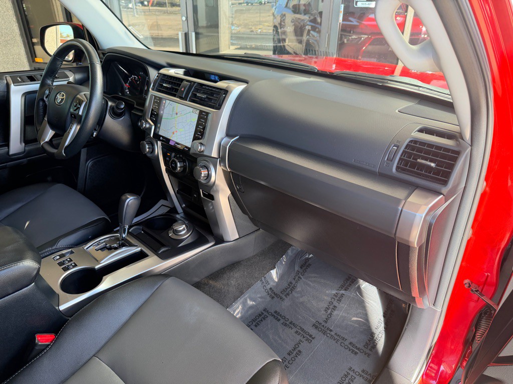 2024 Toyota 4Runner Image 24