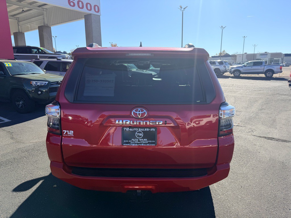 2024 Toyota 4Runner Image 38