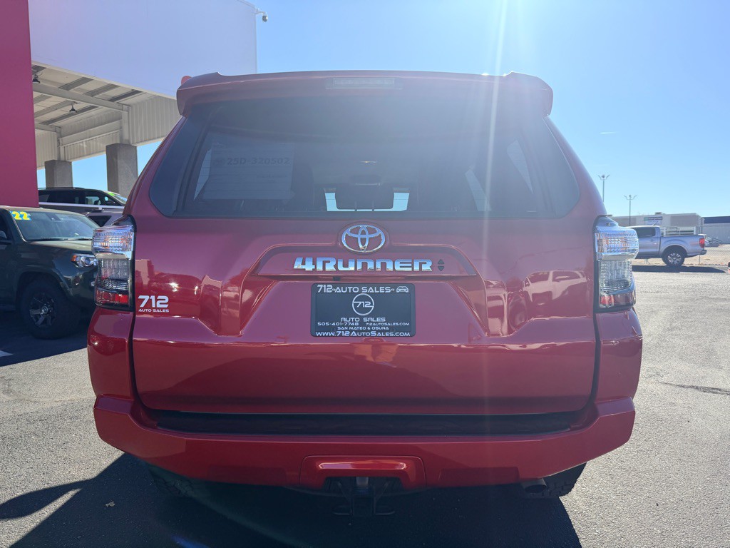 2024 Toyota 4Runner Image 39