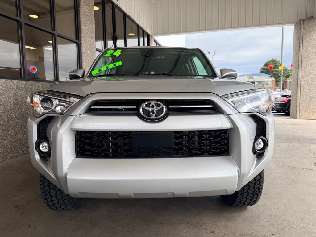2024 Toyota 4Runner Image 24