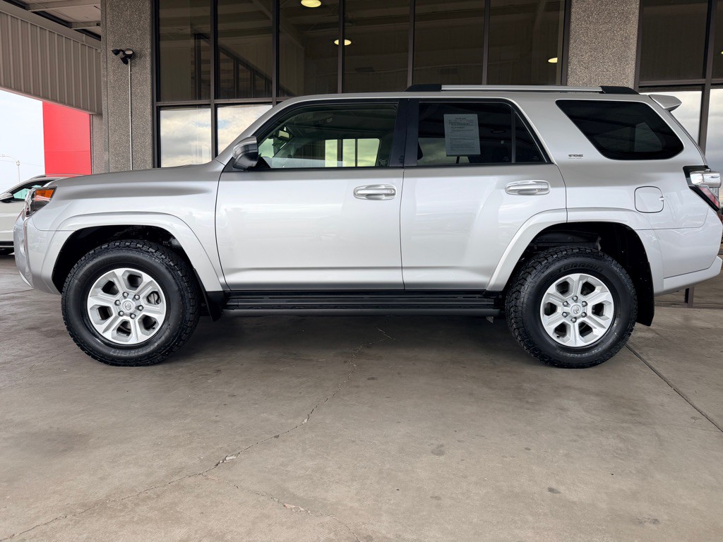 2024 Toyota 4Runner Image 28