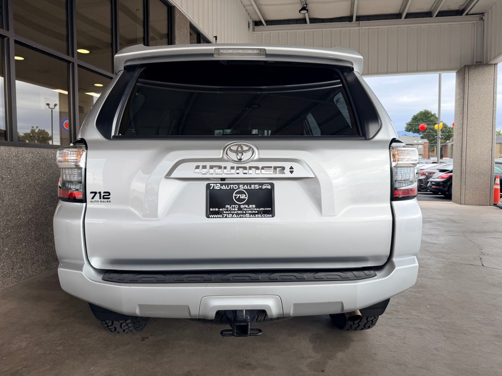 2024 Toyota 4Runner Image 33