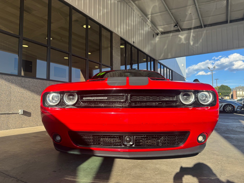 2017 Dodge Challenger Image 23